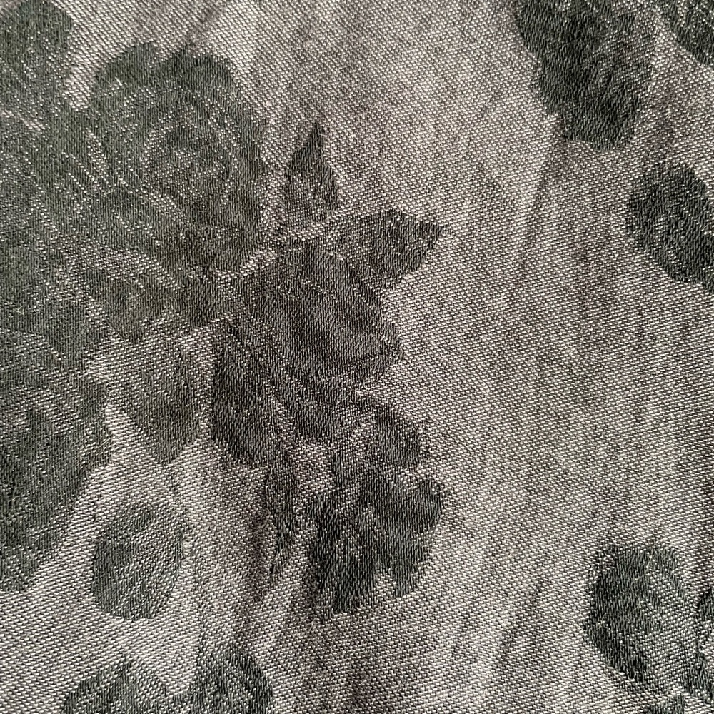 Men’s button down - Picture 2 of 3